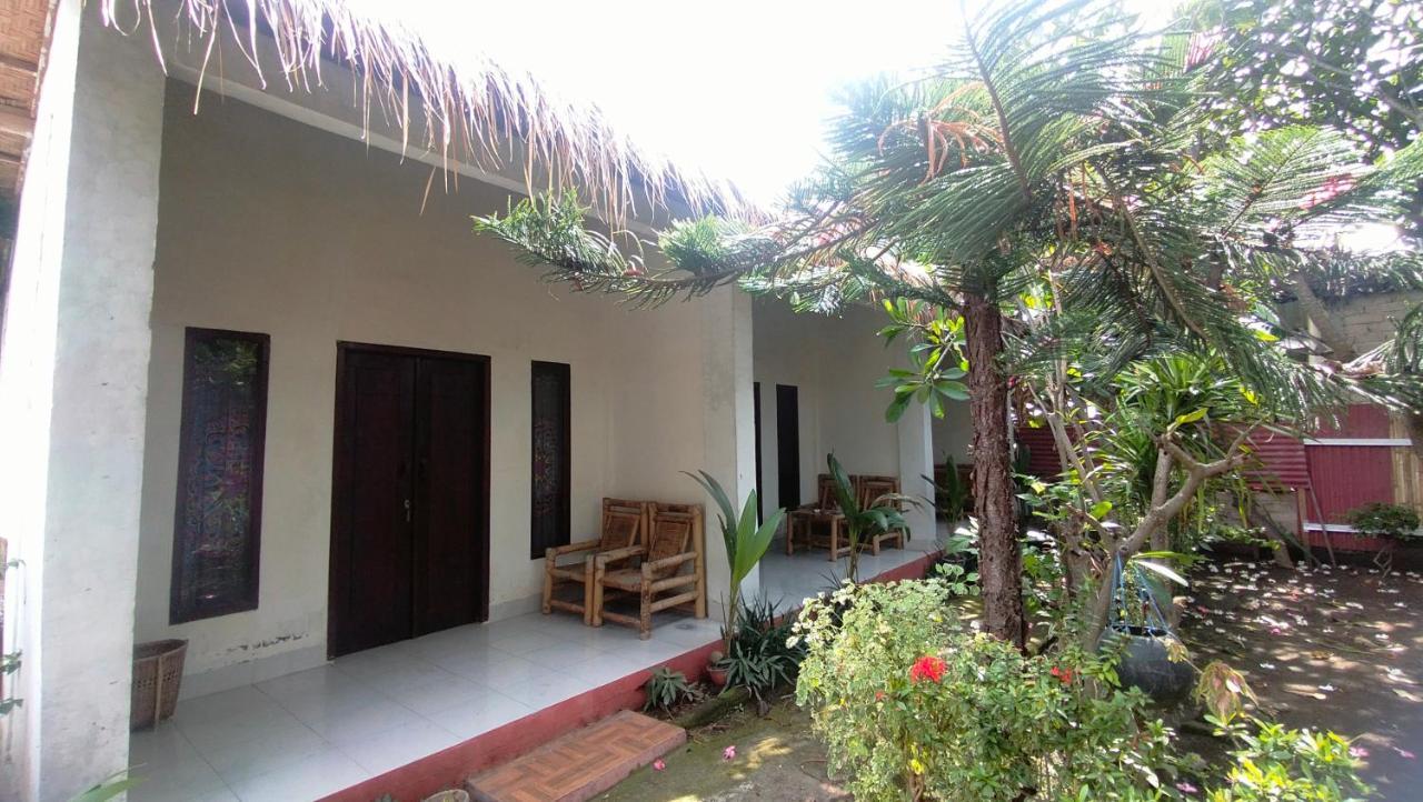 ホテル Maxal Bungalow ギリ・アイル エクステリア 写真